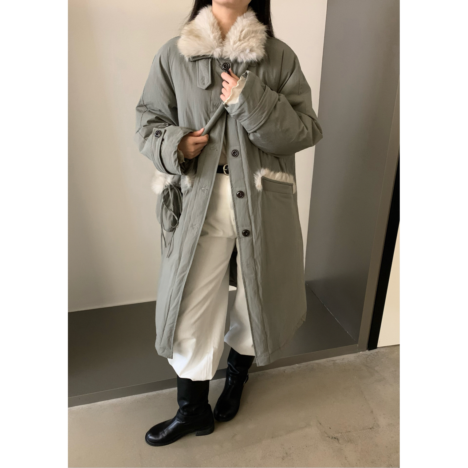 巴恩风仿水貂毛领90白鸭绒羽绒服（配斜挎包）