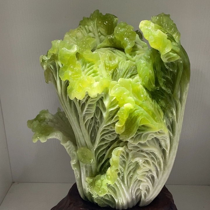 未镶嵌蛇纹石玉（覆膜）珠宝奇石