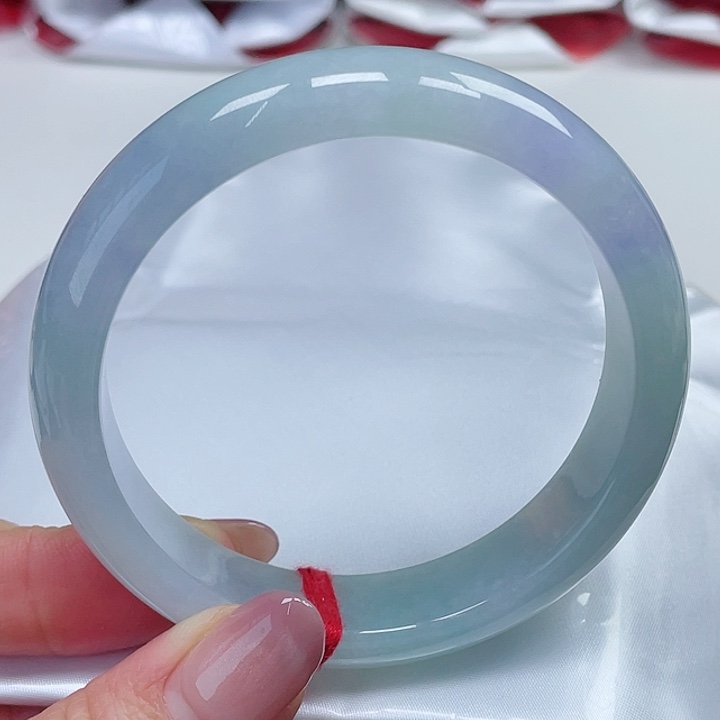 翡翠手镯未镶嵌缅甸翡翠