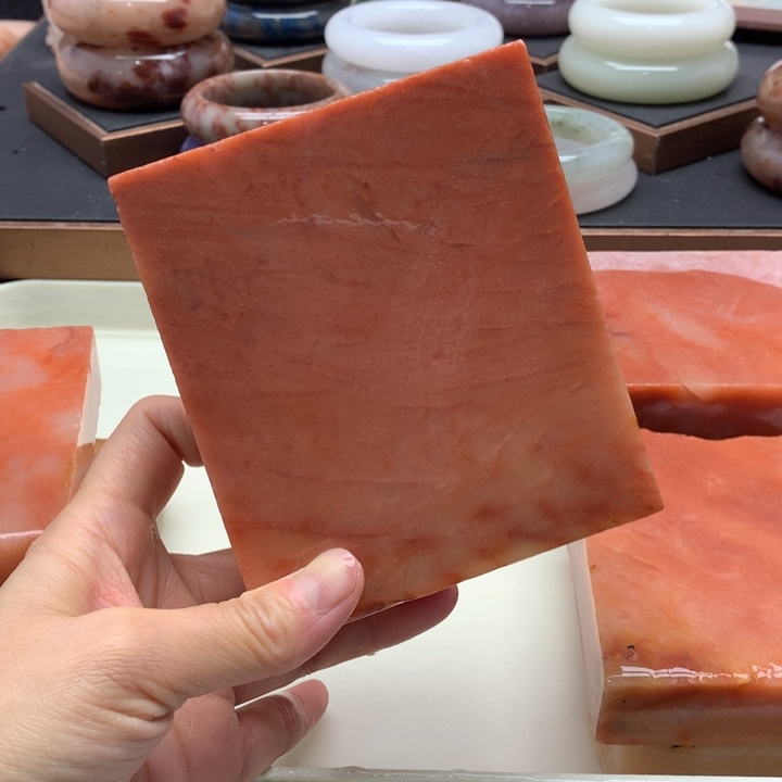 石英岩玉未镶嵌手镯