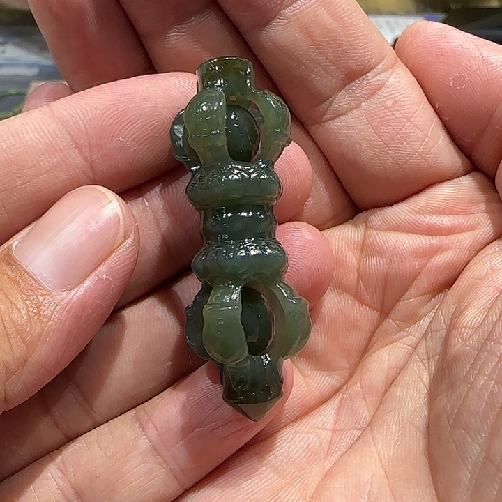 颈饰未镶嵌和田玉新疆且末蓝