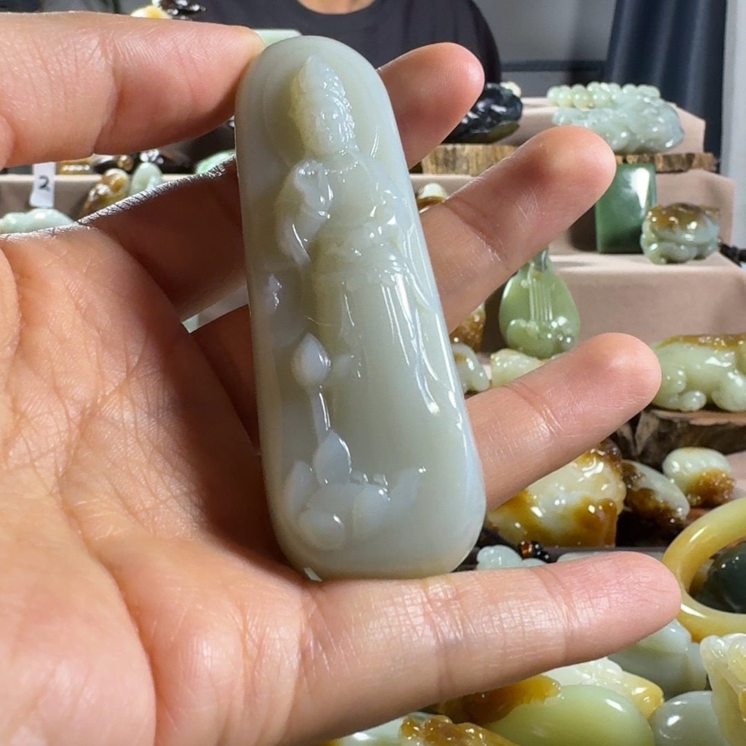 和田玉（糖玉）未镶嵌挂件