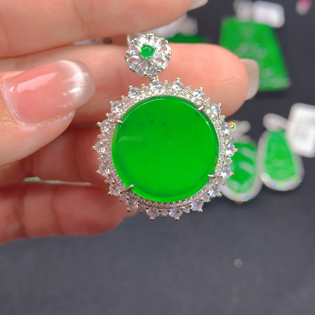 翡翠颈饰银S925镶嵌111111111