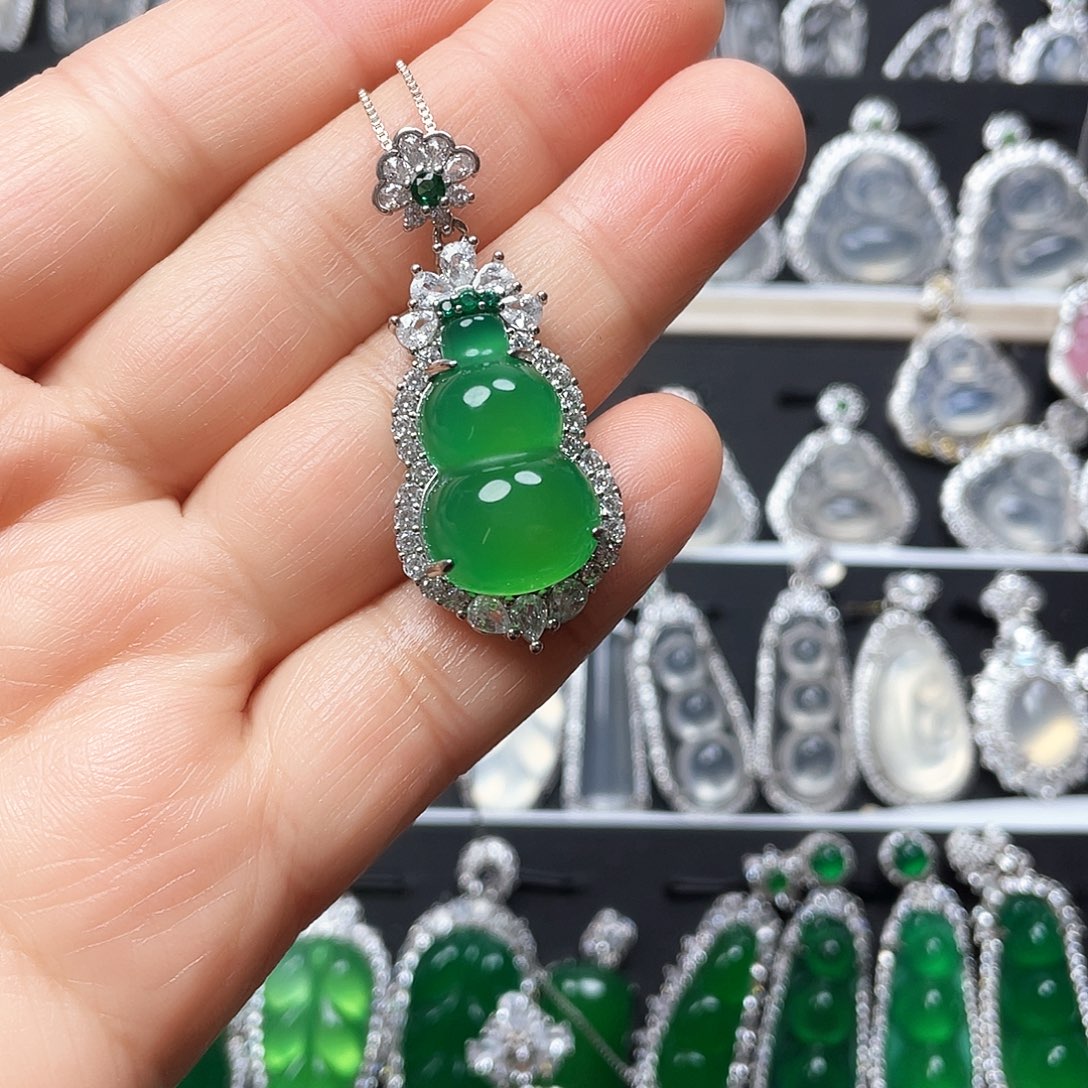 玛瑙/玉髓颈饰合金