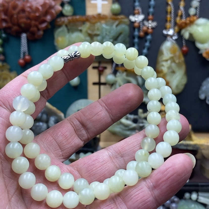 【闪购商品】蛇纹石玉项链未镶嵌