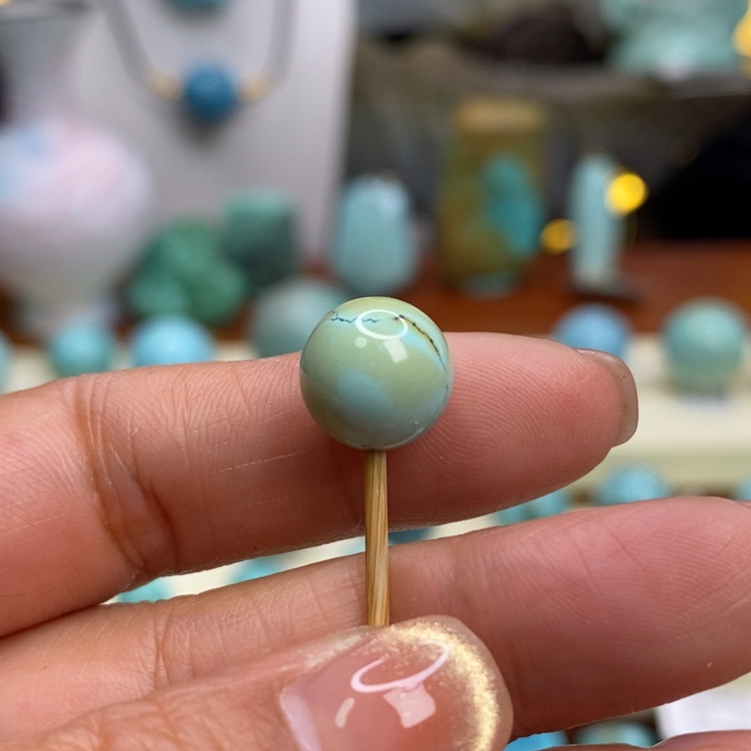 绿松石未镶嵌珠宝奇石10