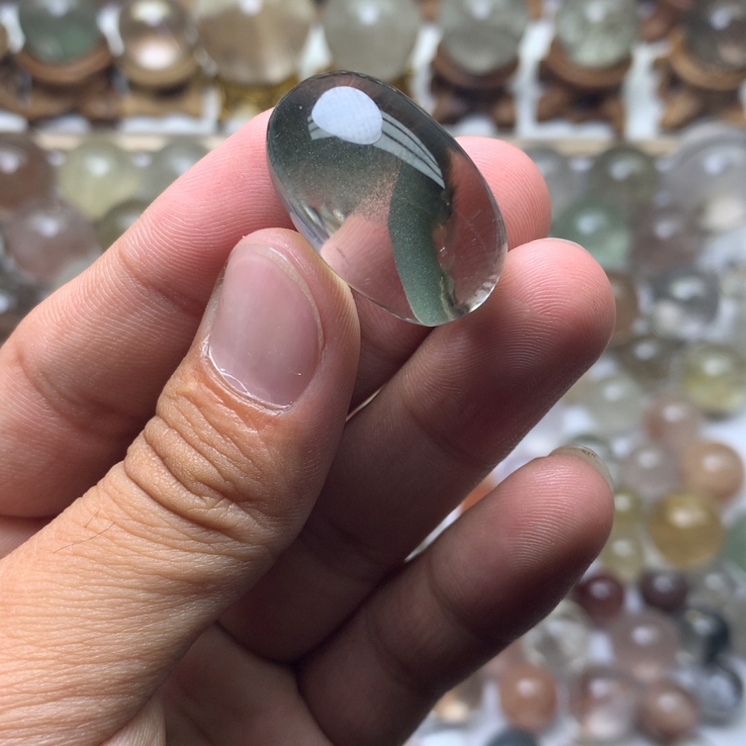 水晶珠宝半成品未镶嵌郭绿幽灵蛋面