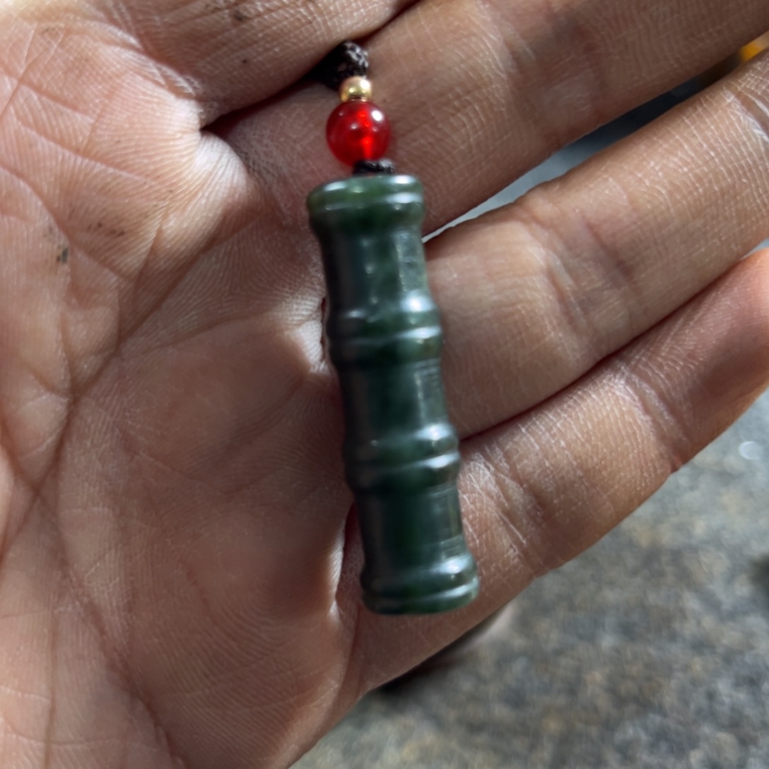 和田玉挂件未镶嵌建*