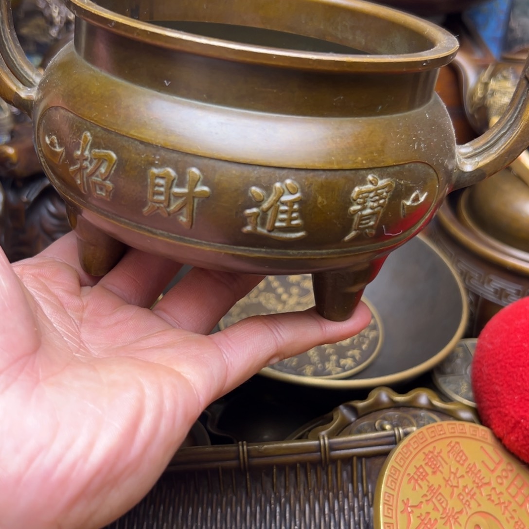 精美铜器，点击下单