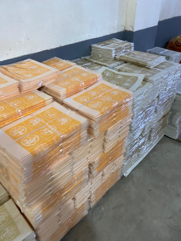 【满6包包邮】清仓处理四尺对开28格56格瓦当格子半生熟宣纸