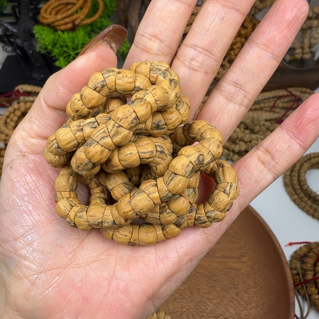 悦***曦柏香籽/百香籽吊坠