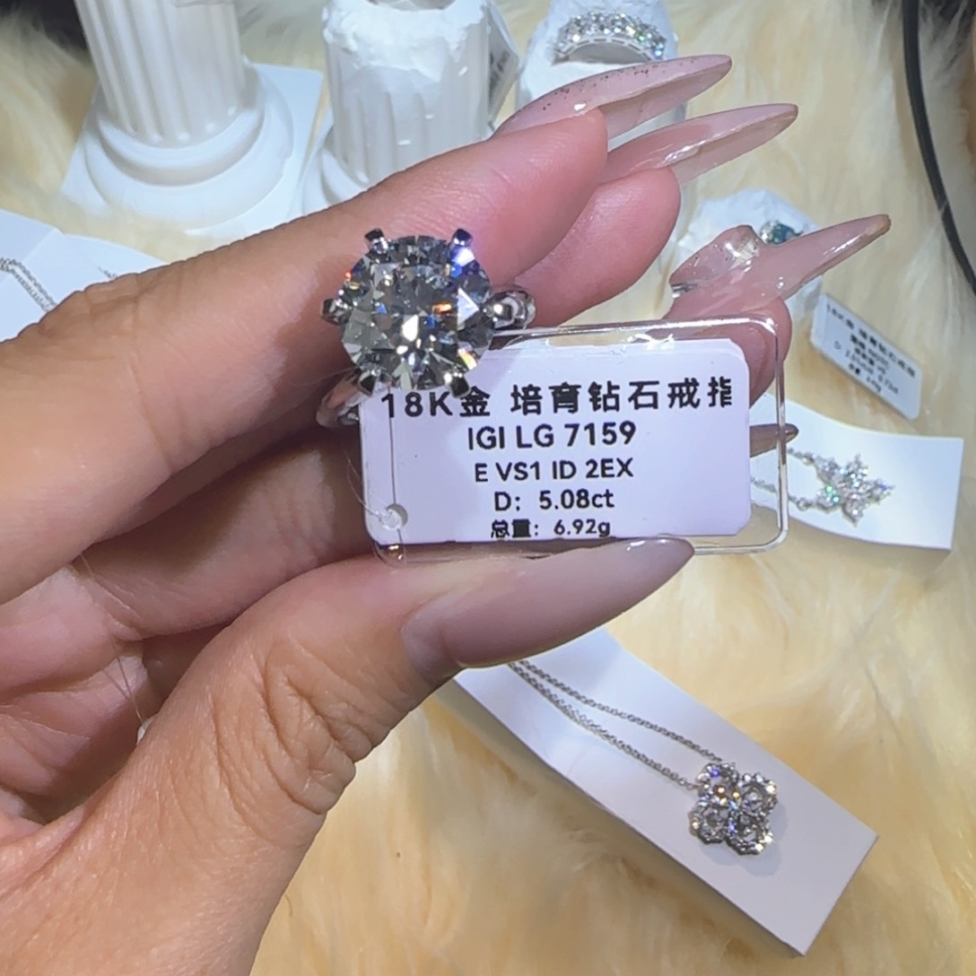 实验室培育钻石18K金镶嵌t家