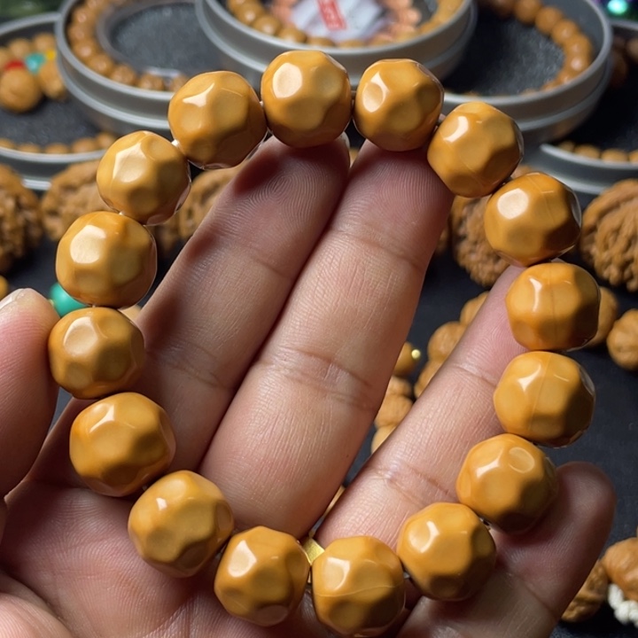 猴头核桃手串全品龙岩大奶酪