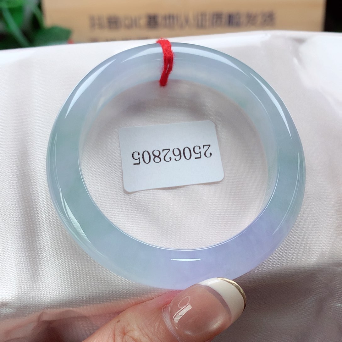 翡翠手镯未镶嵌天然a货翡翠