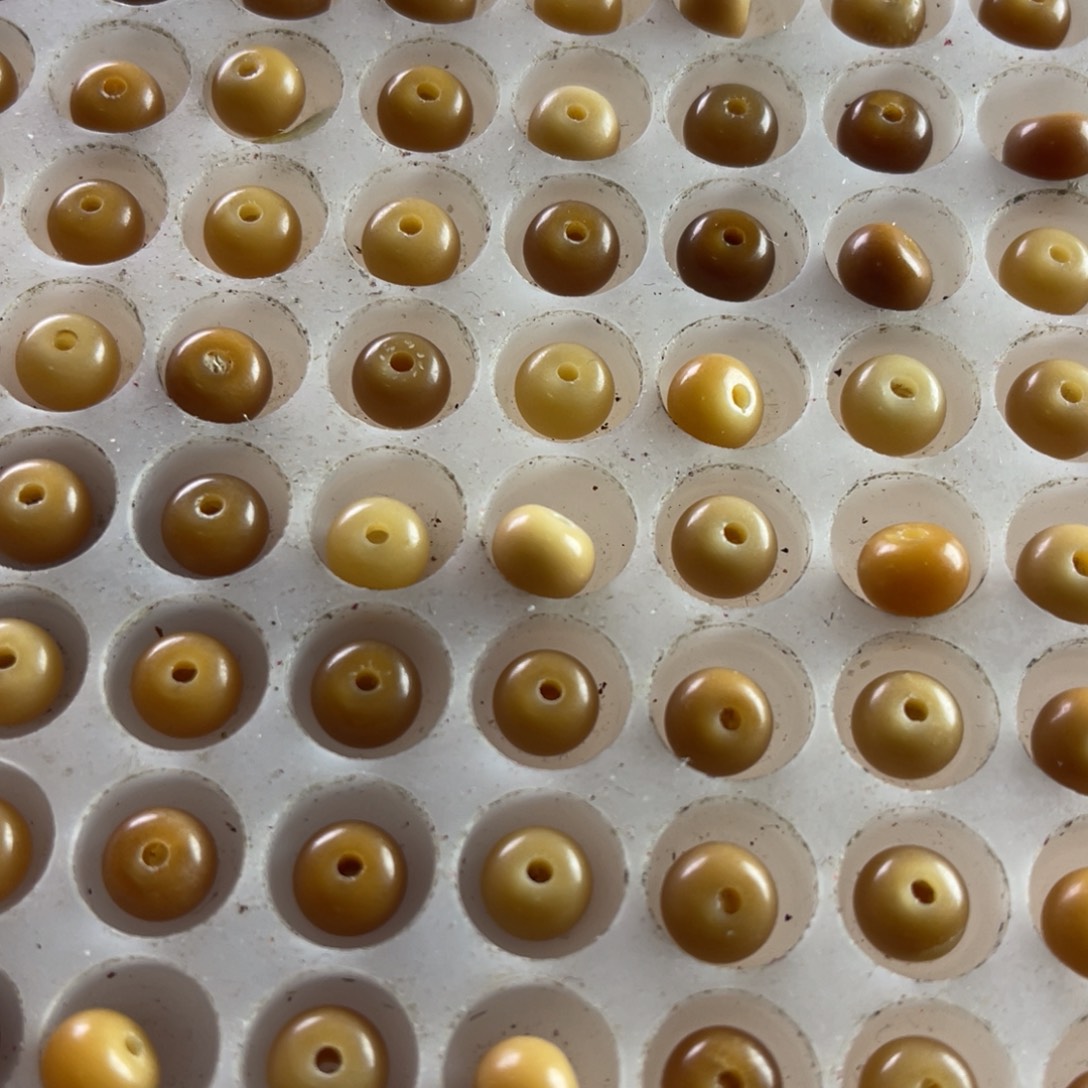 吊坠白玉菩提瑕疵8-6风化苹果300颗