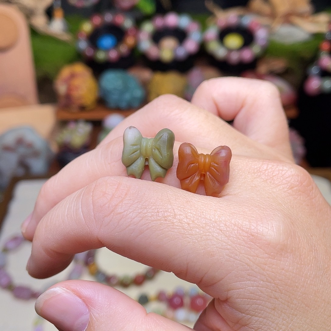 玛瑙/玉髓未镶嵌珠宝半成品盐源玛瑙双十二蝴蝶结