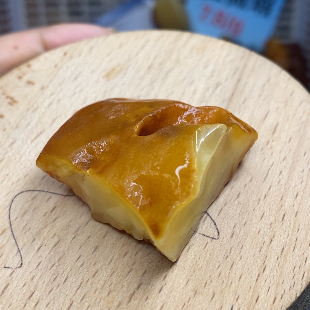 未镶嵌定制蜜蜡梨