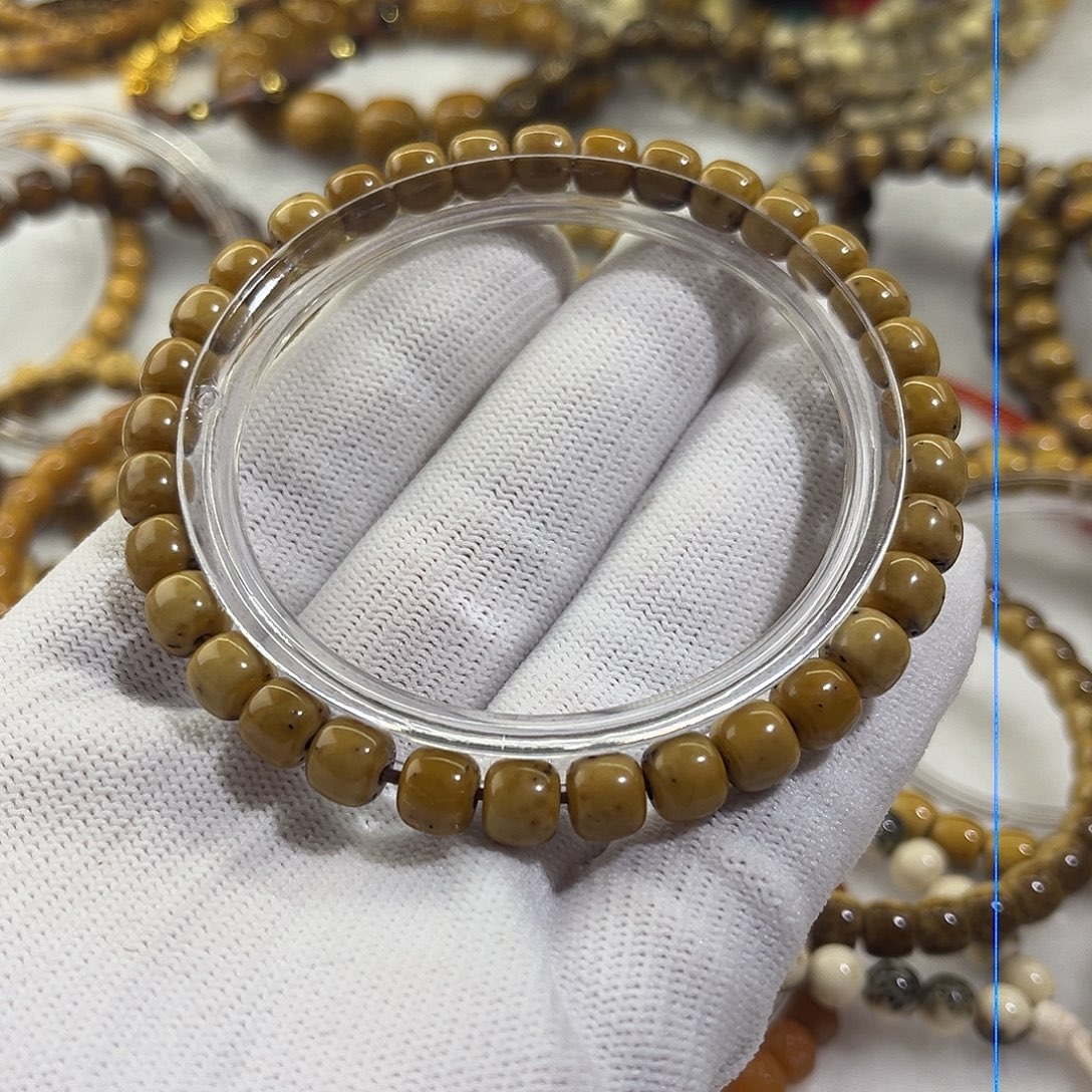 星月菩提吊坠通体