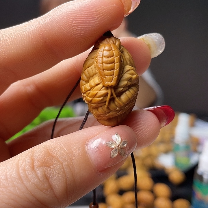 橄榄核吊坠橄榄核