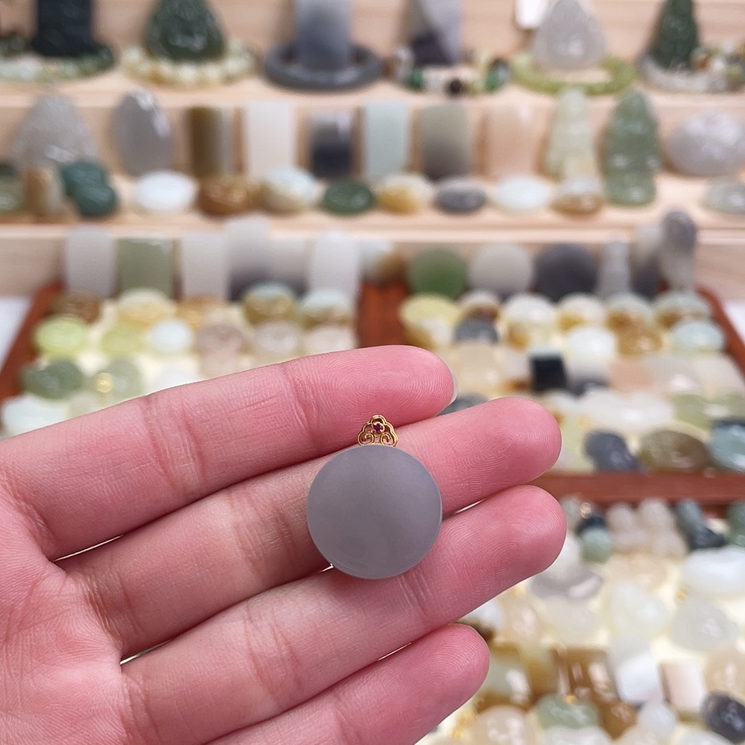 和田玉18K金镶嵌吊坠(不含链)