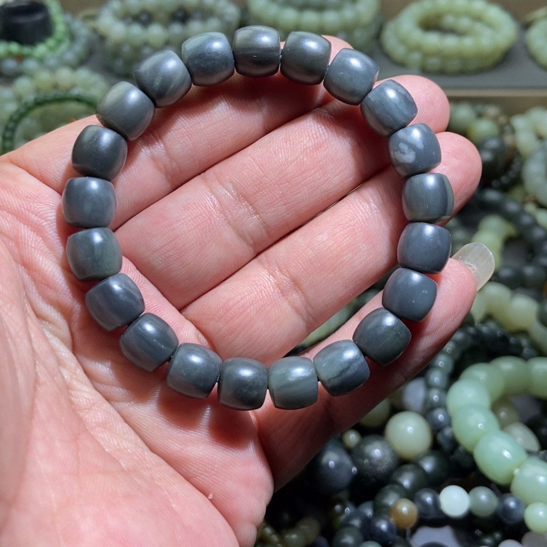 和田玉手链未镶嵌