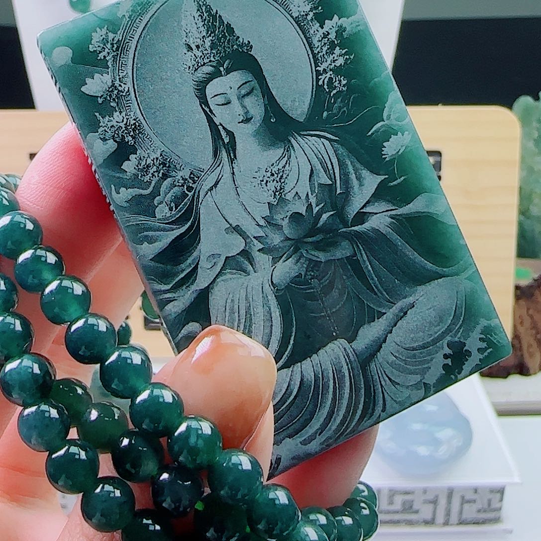 翡翠未镶嵌颈饰11111111111