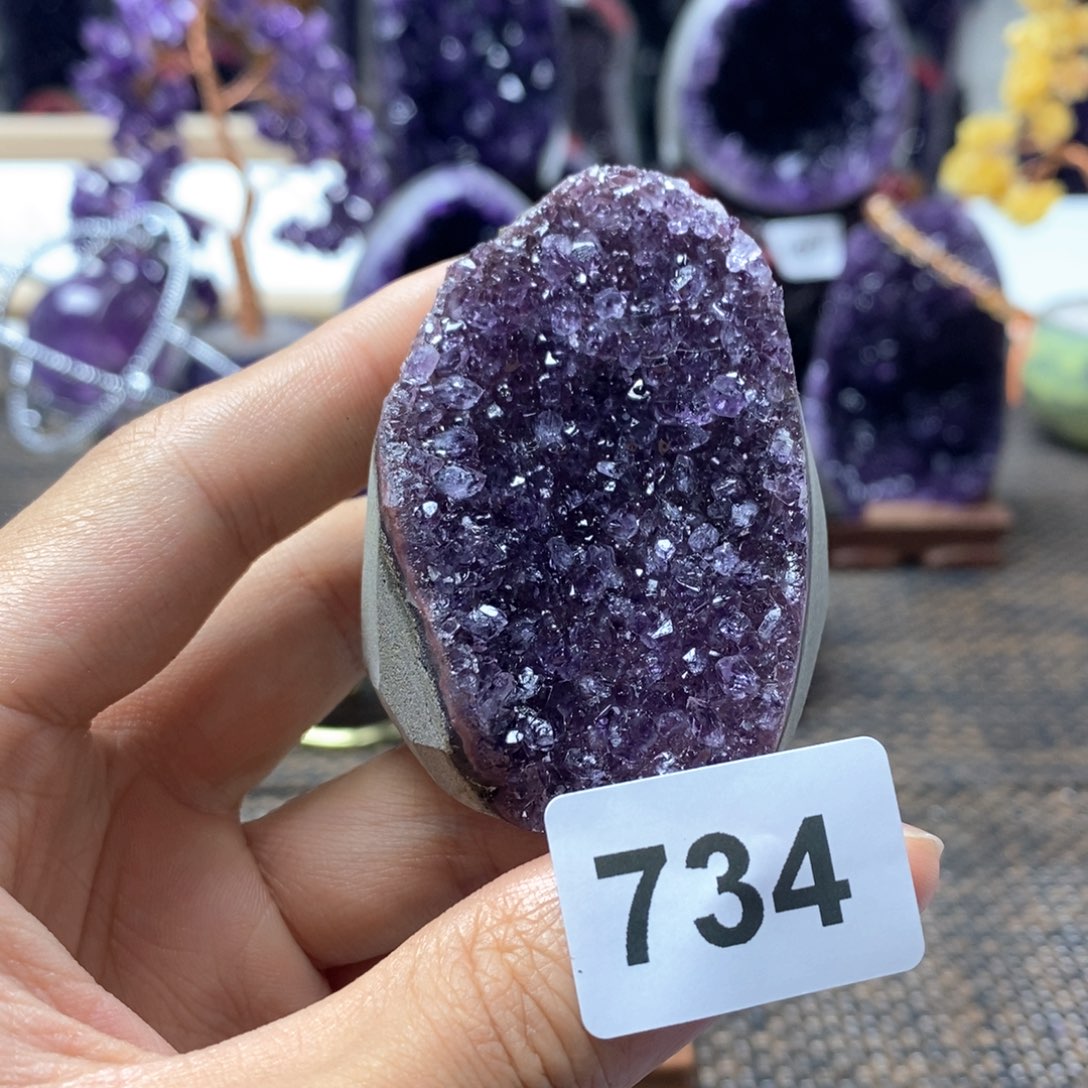 紫晶未镶嵌大型摆件（非配饰）