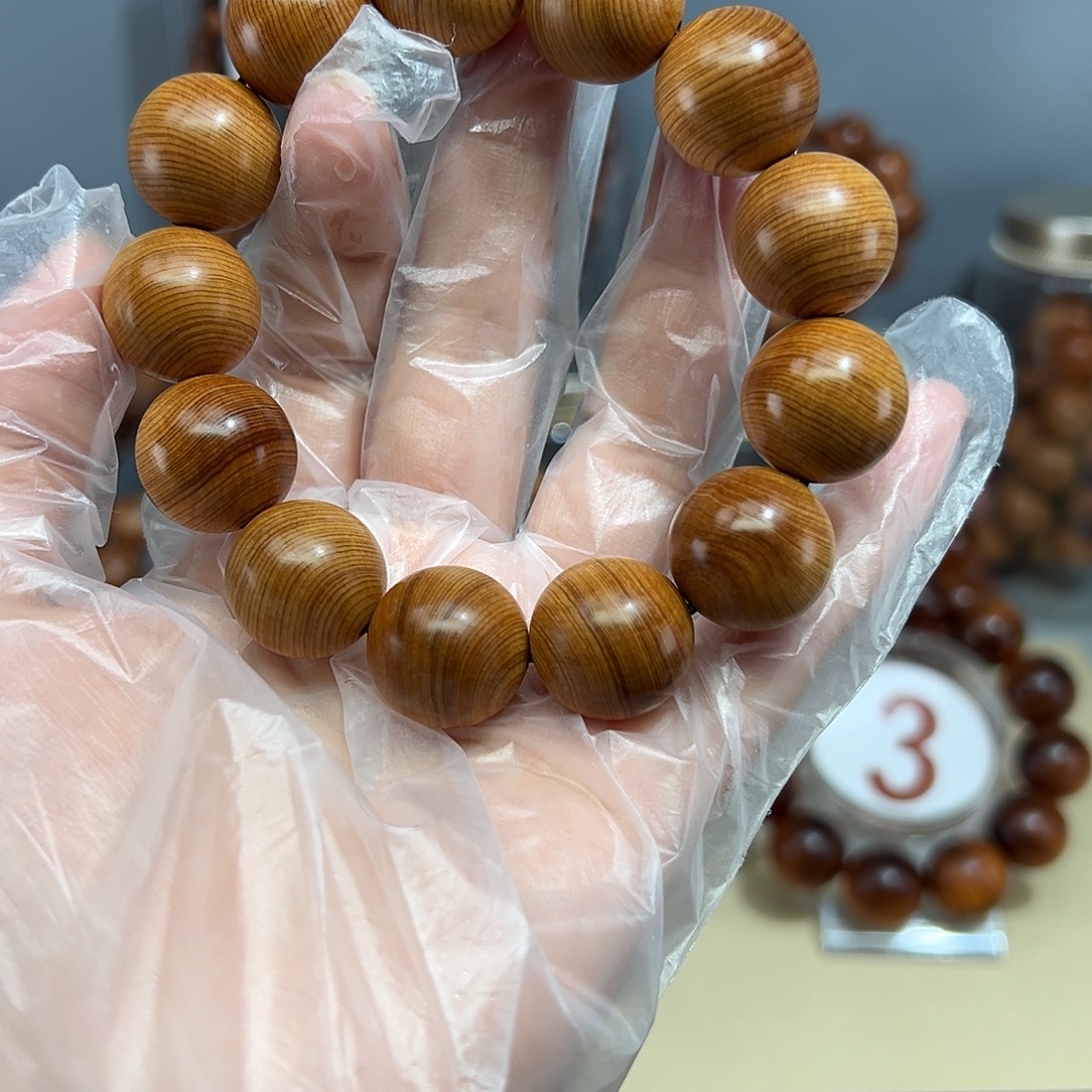 柏木（崖柏）1.8高红油果甜香