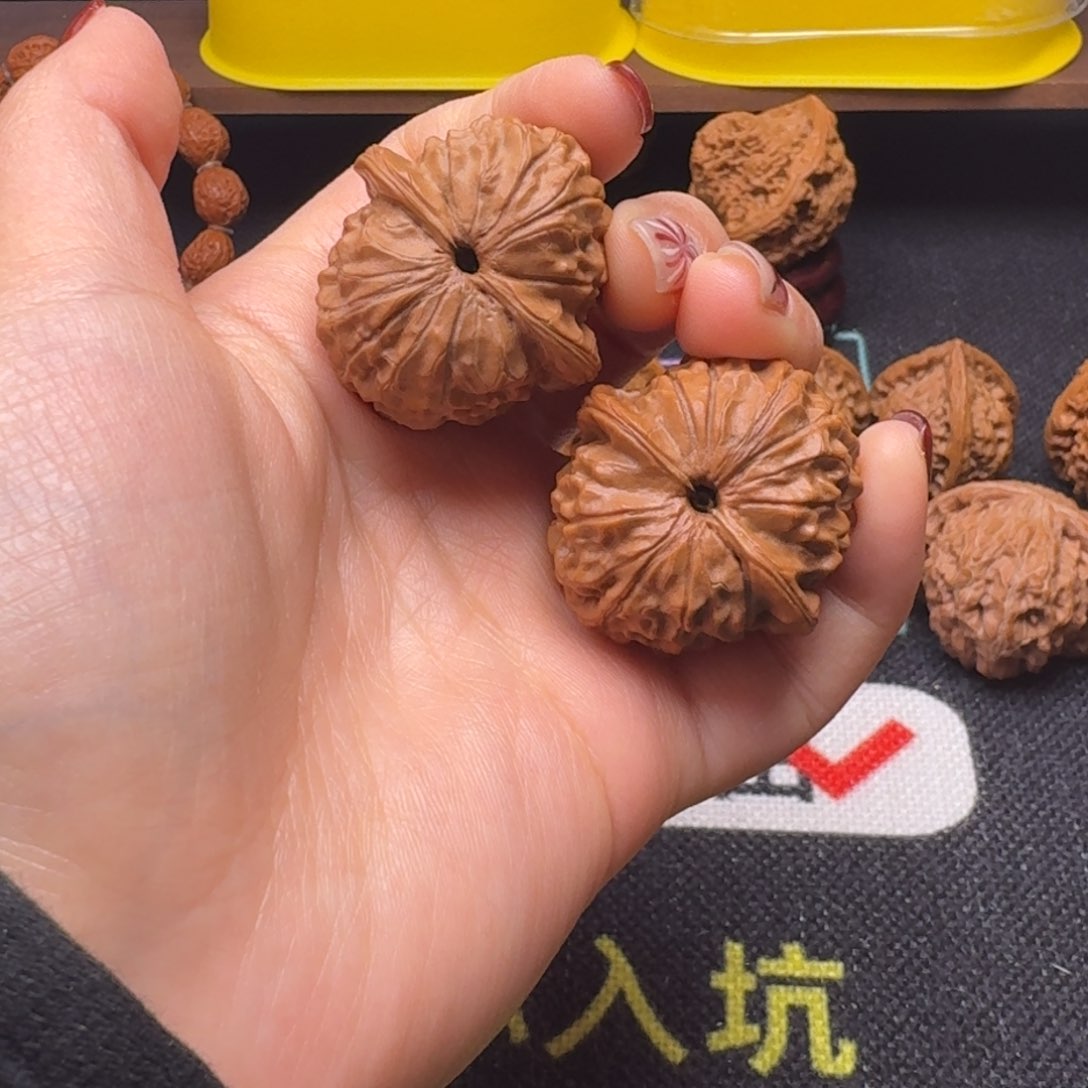 文玩核桃吊坠中**叔35石门元宝