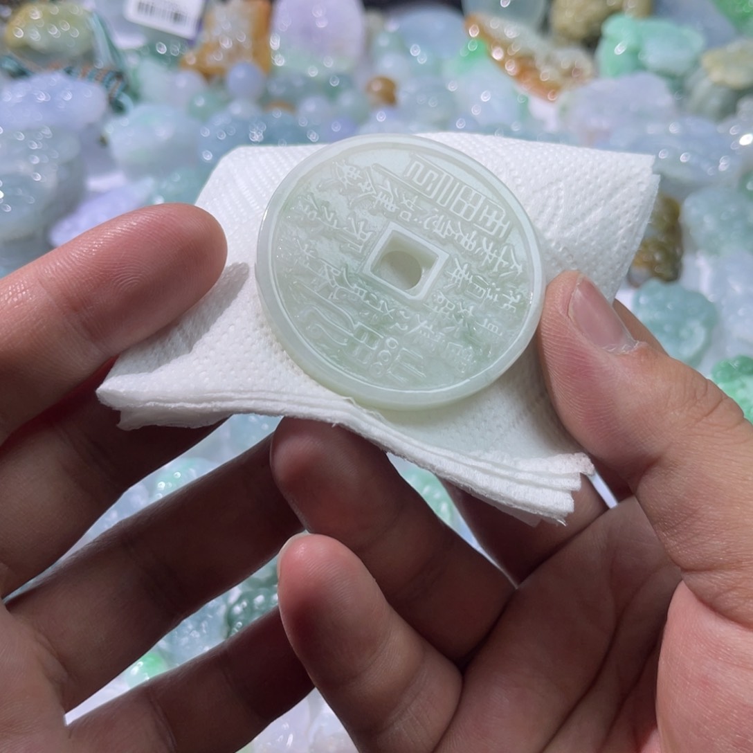 翡翠未镶嵌颈饰天然