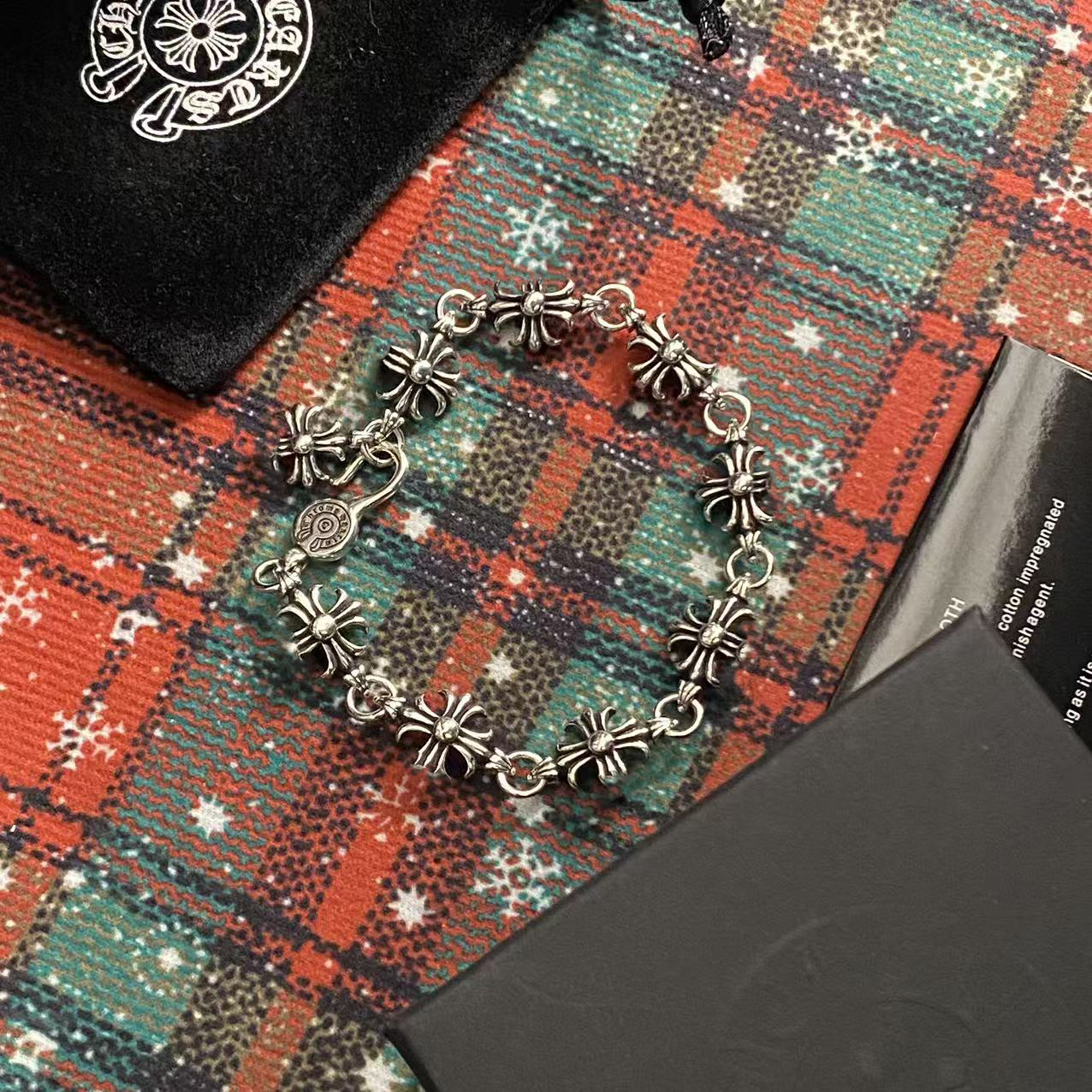 铜合金吊坠 宽版十字花活扣链B036时尚