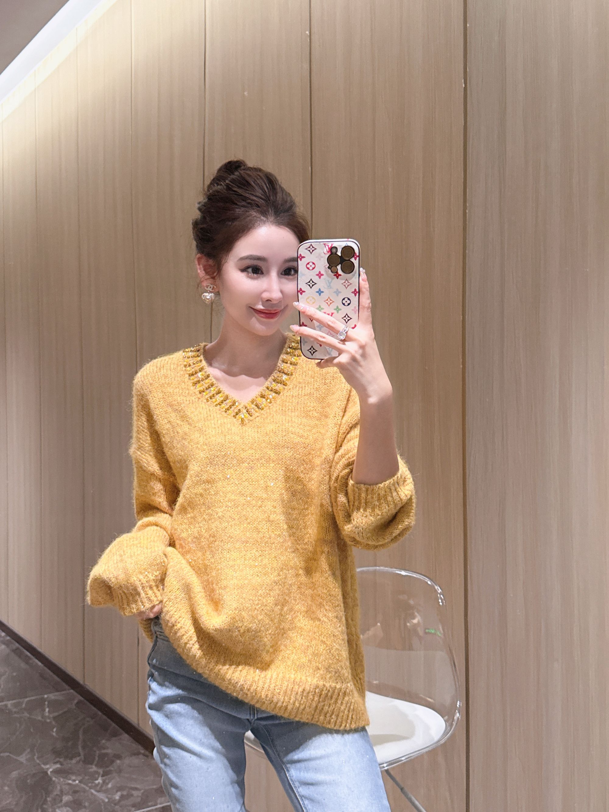 【秋日剧场】爱心领带钻套头毛衣