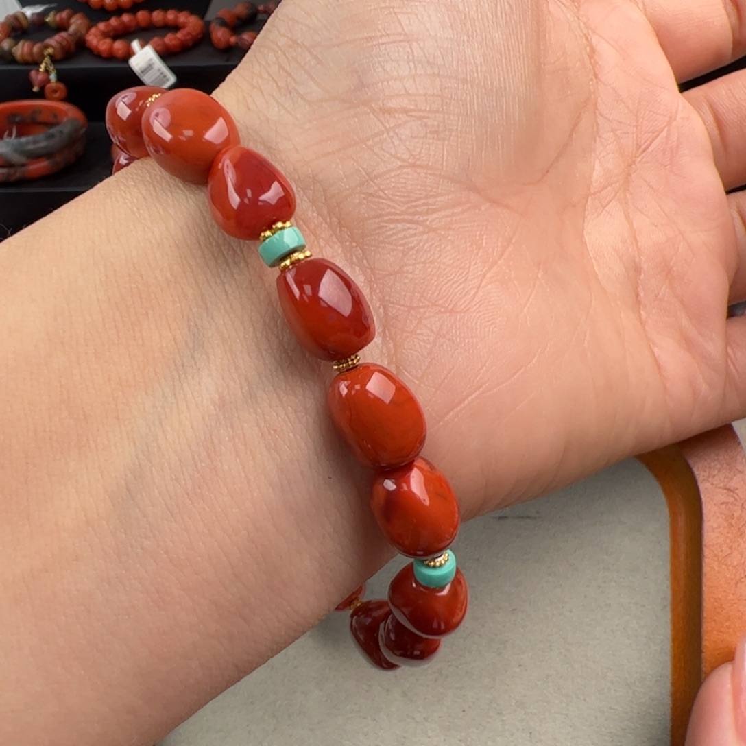 南红玛瑙未镶嵌（满肉随型手串8-9mm