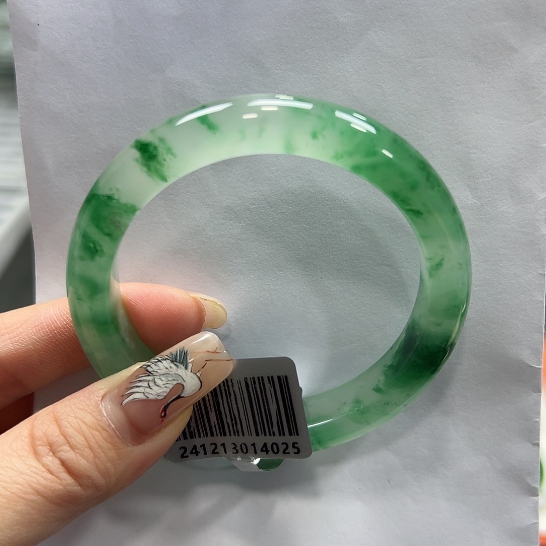 石英质玉手镯未镶嵌砚*