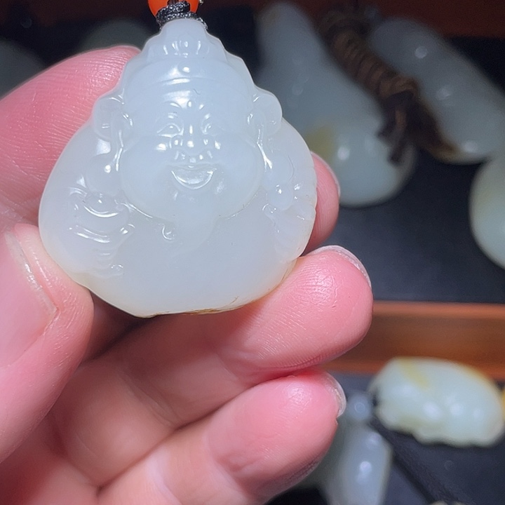 故****和田玉（白玉）未镶嵌颈饰