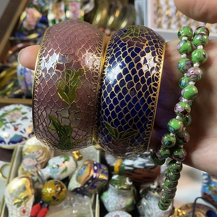 祥***和镯子俩脱胎一链子