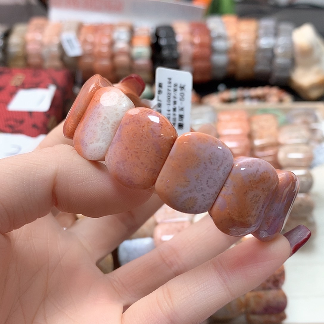 硅化珊瑚（珊瑚玉）手链未镶嵌浅*光396