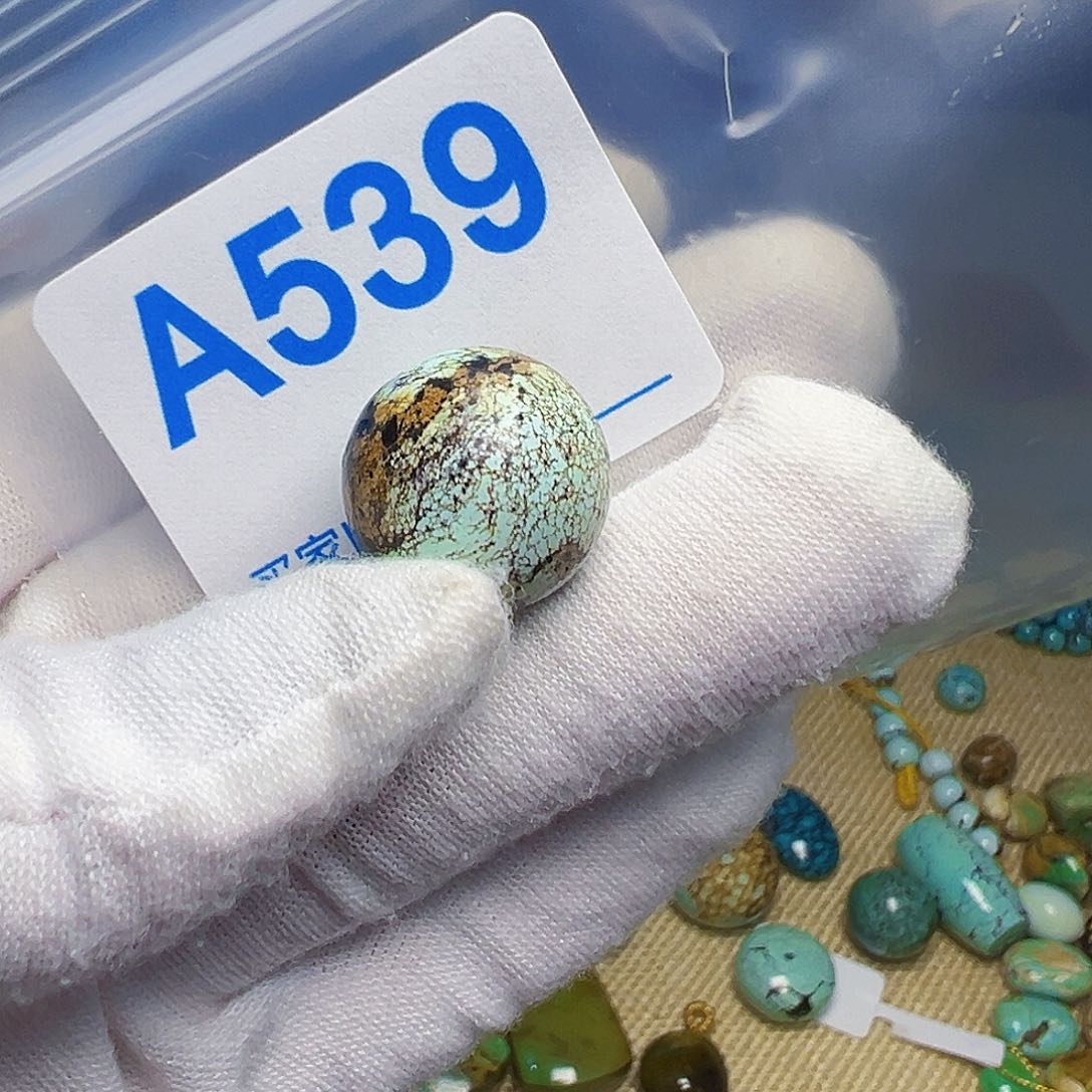 绿松石珠宝奇石未镶嵌