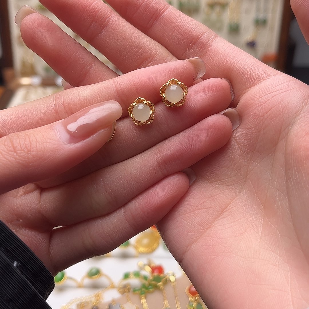 和田玉银S925镀金镶嵌耳饰