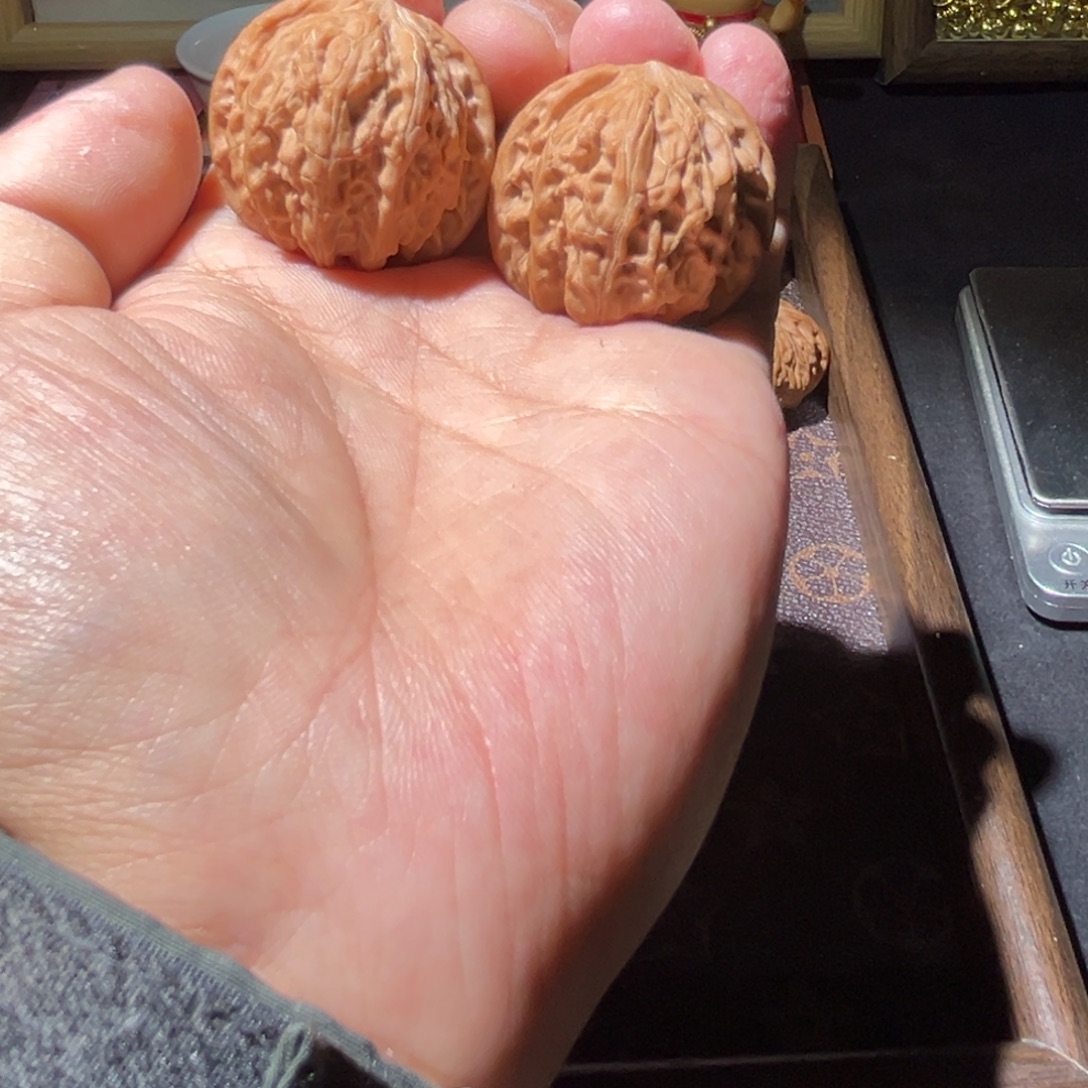 瑞麟文玩核桃磨盘 35.36.33