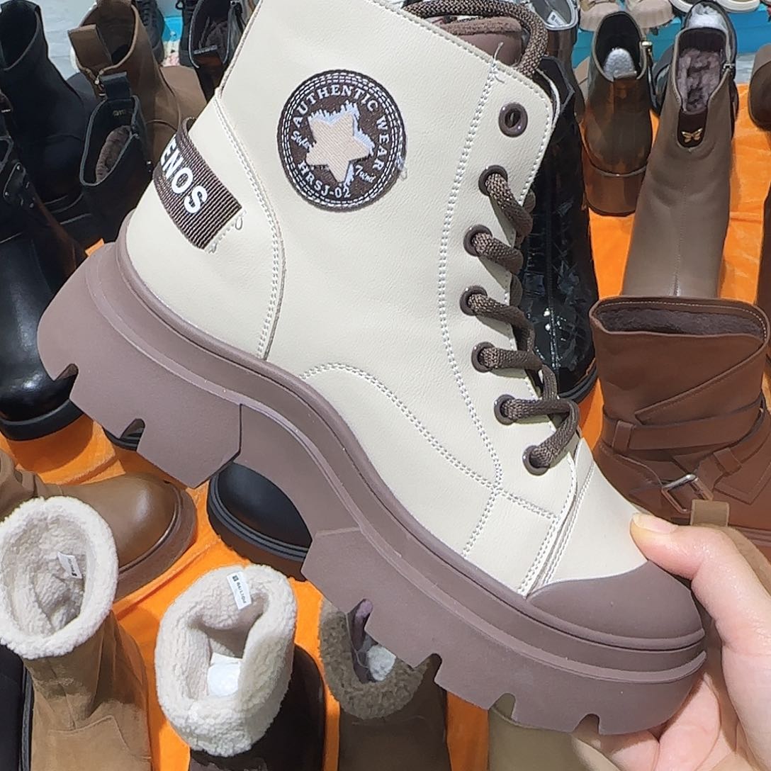 53622棕色38马丁靴