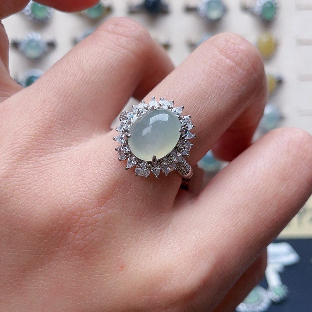 翡翠戒指未镶嵌戒指