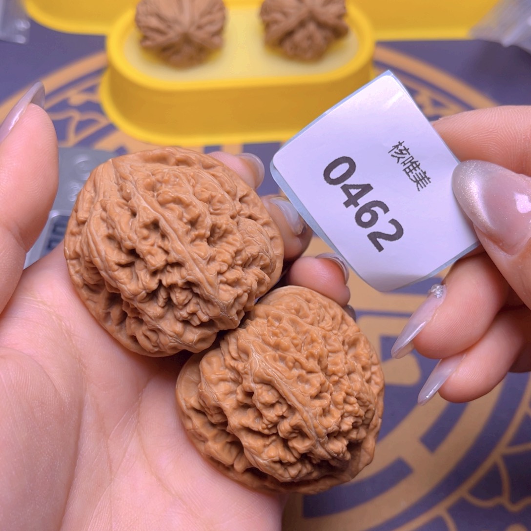 文玩核桃把件粗筋42～0462