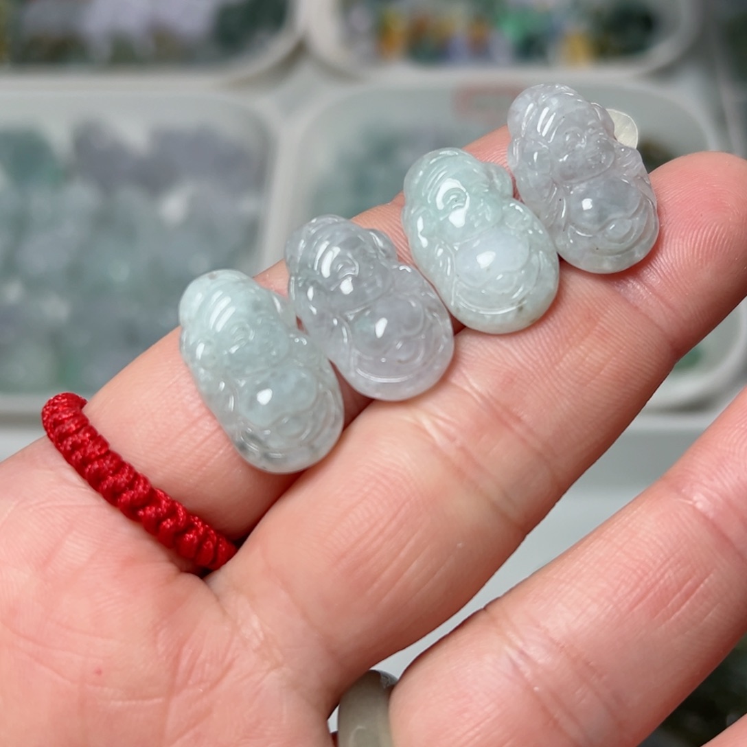 翡翠颈饰未镶嵌蜡**欣财神爷一个22*13*5