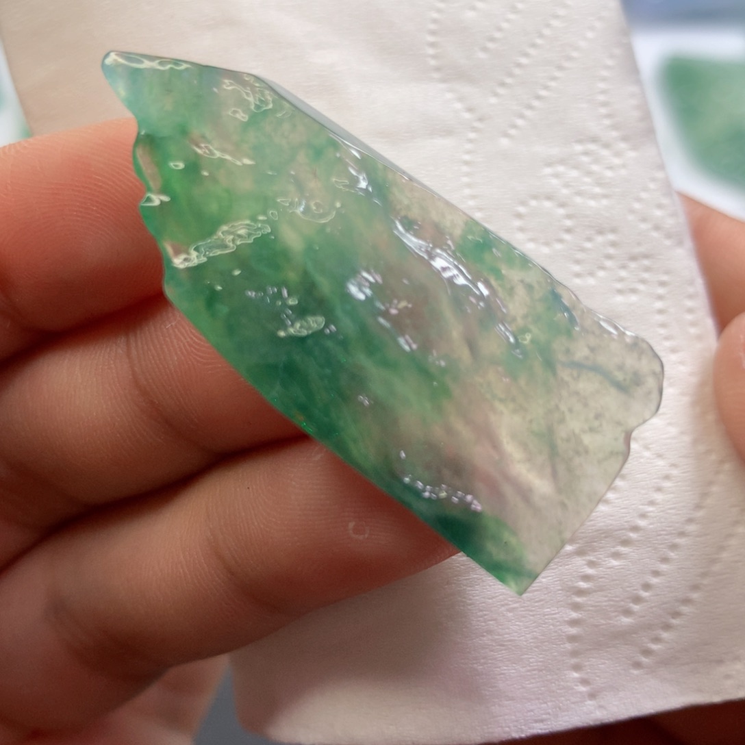 【闪购商品】翡翠吊坠(不含链)未镶嵌