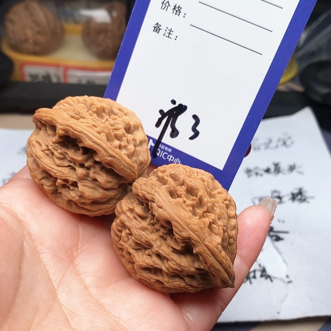 【闪购商品】文玩核桃吊坠咕***噜文玩核桃把件3