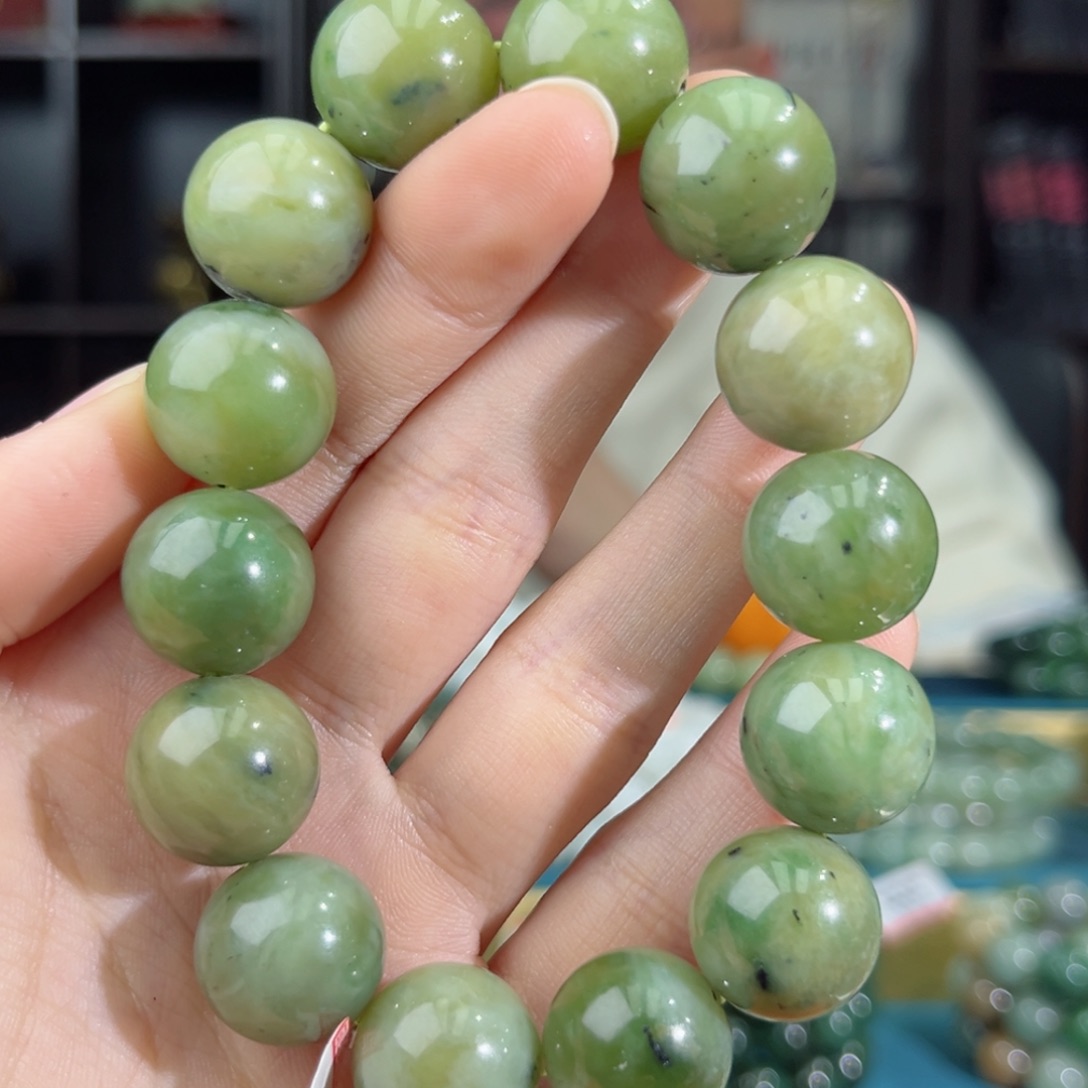 和田玉手串未镶嵌生*手串纯天然新疆且末碧玉糖三彩16mm