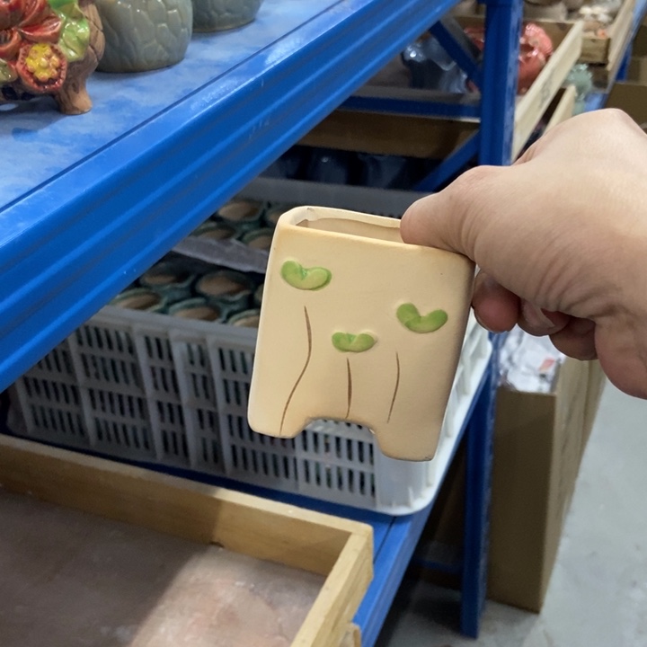 花盆单场满9.9发货6.5*7