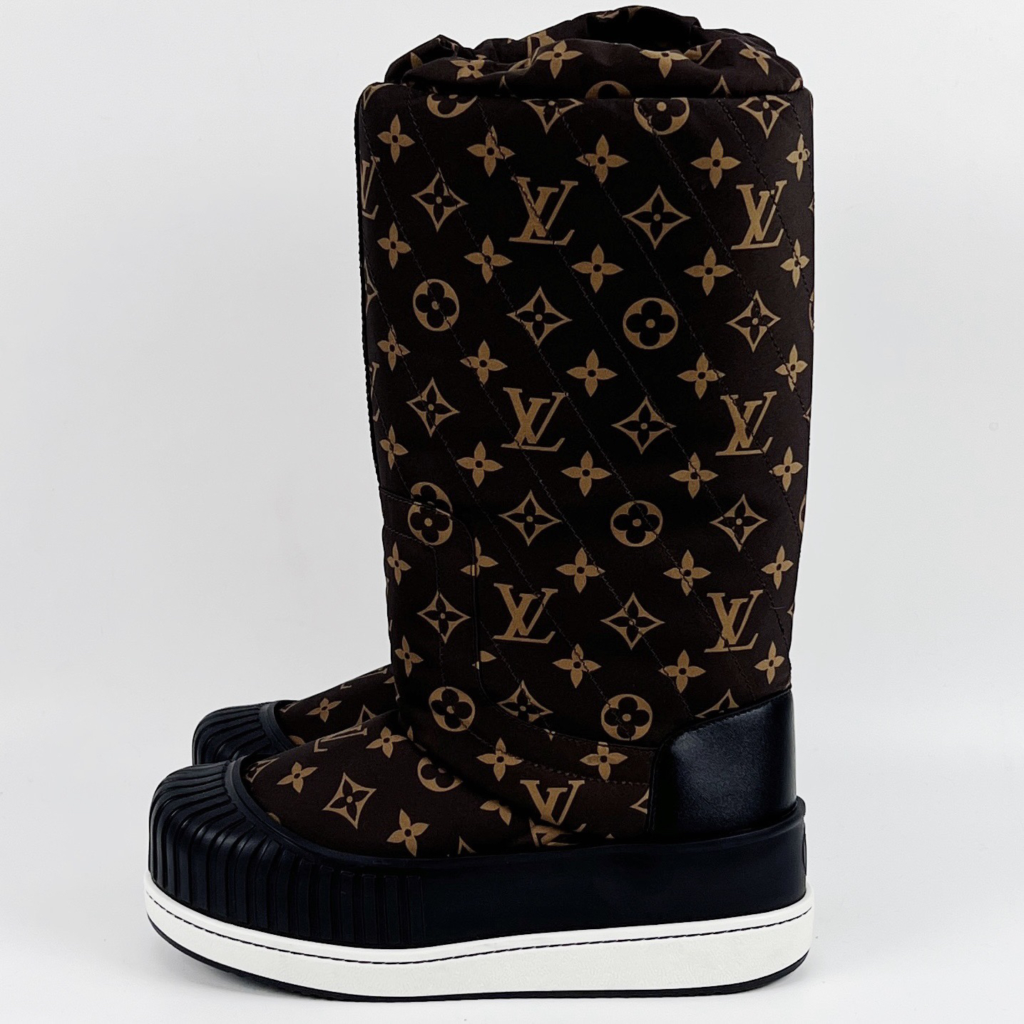 未使用 LouisVuitton/路易威登 36码 棕老花满印雪地靴 lm3627