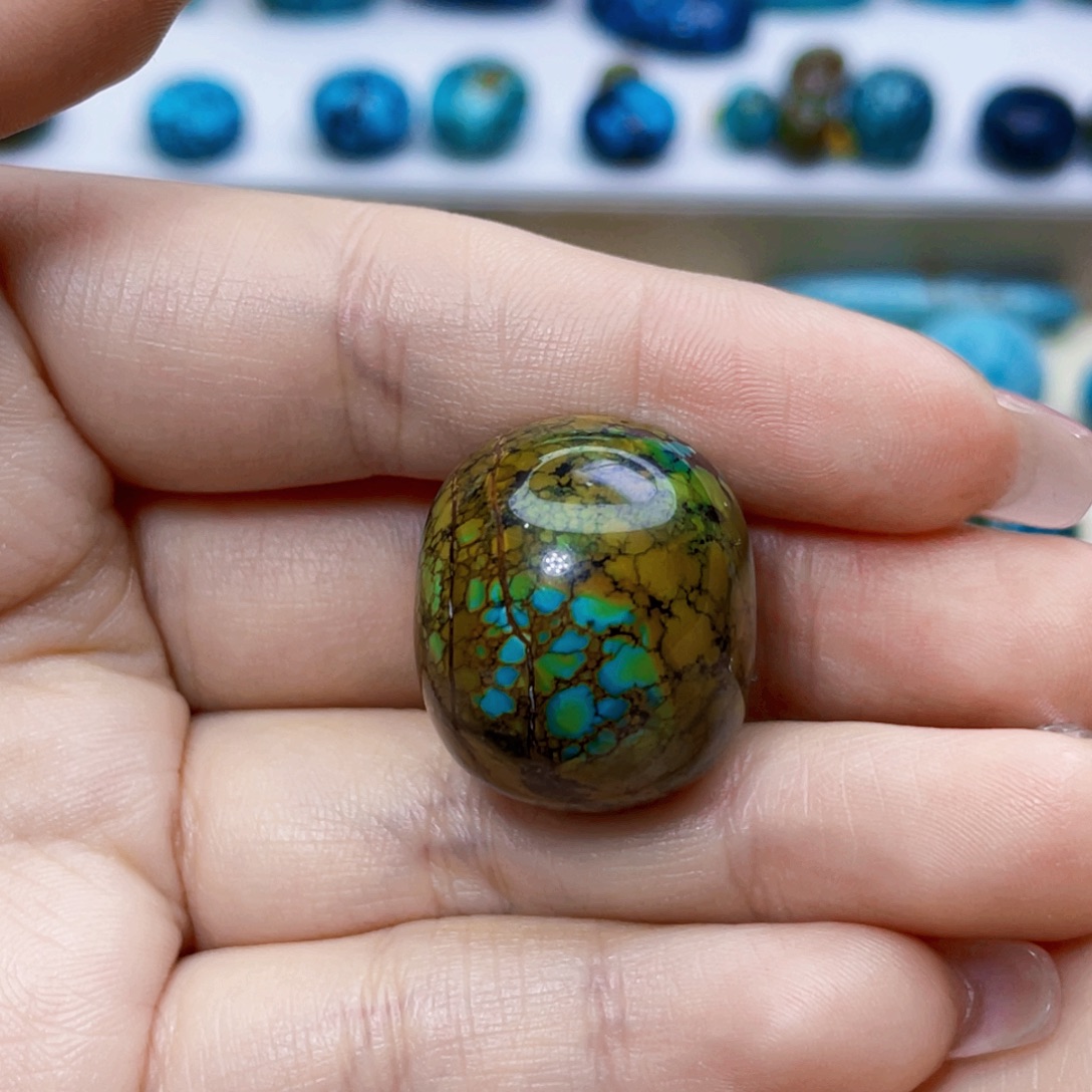 绿松石未镶嵌饰品